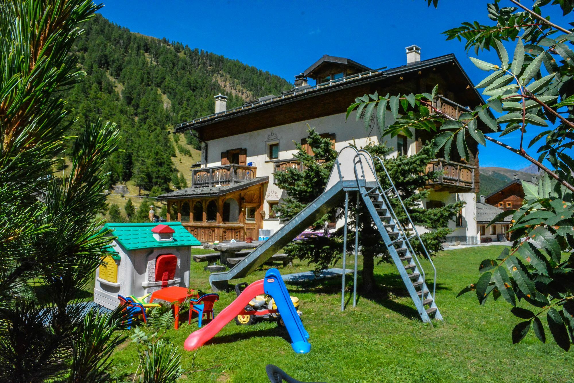 Chalet Cambra Livigno Exterior photo